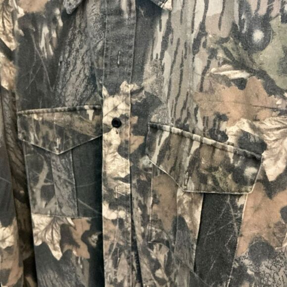 RedHead Woodland Camo Long Sleeve Button-Down - Picture 5 of 5